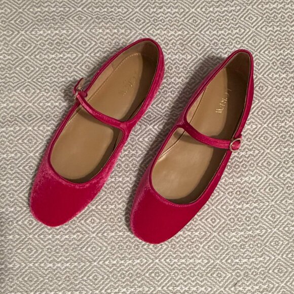Velvet Mary Jane Flats *Brand New* - Picture 4 of 8